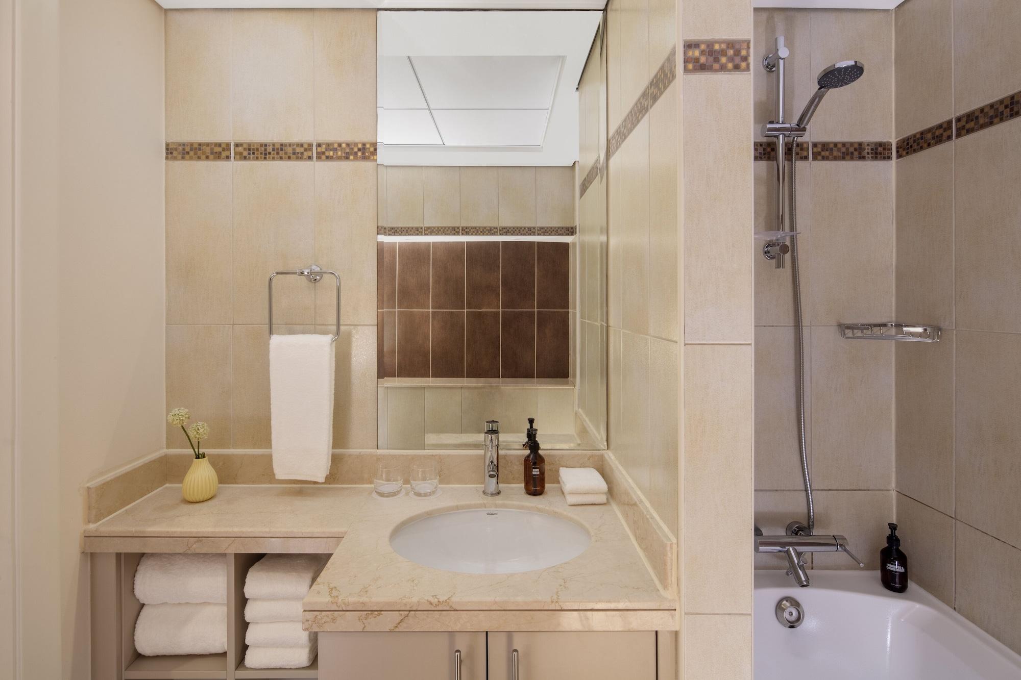 Staybridge Suites Dubai Internet City Kültér fotó