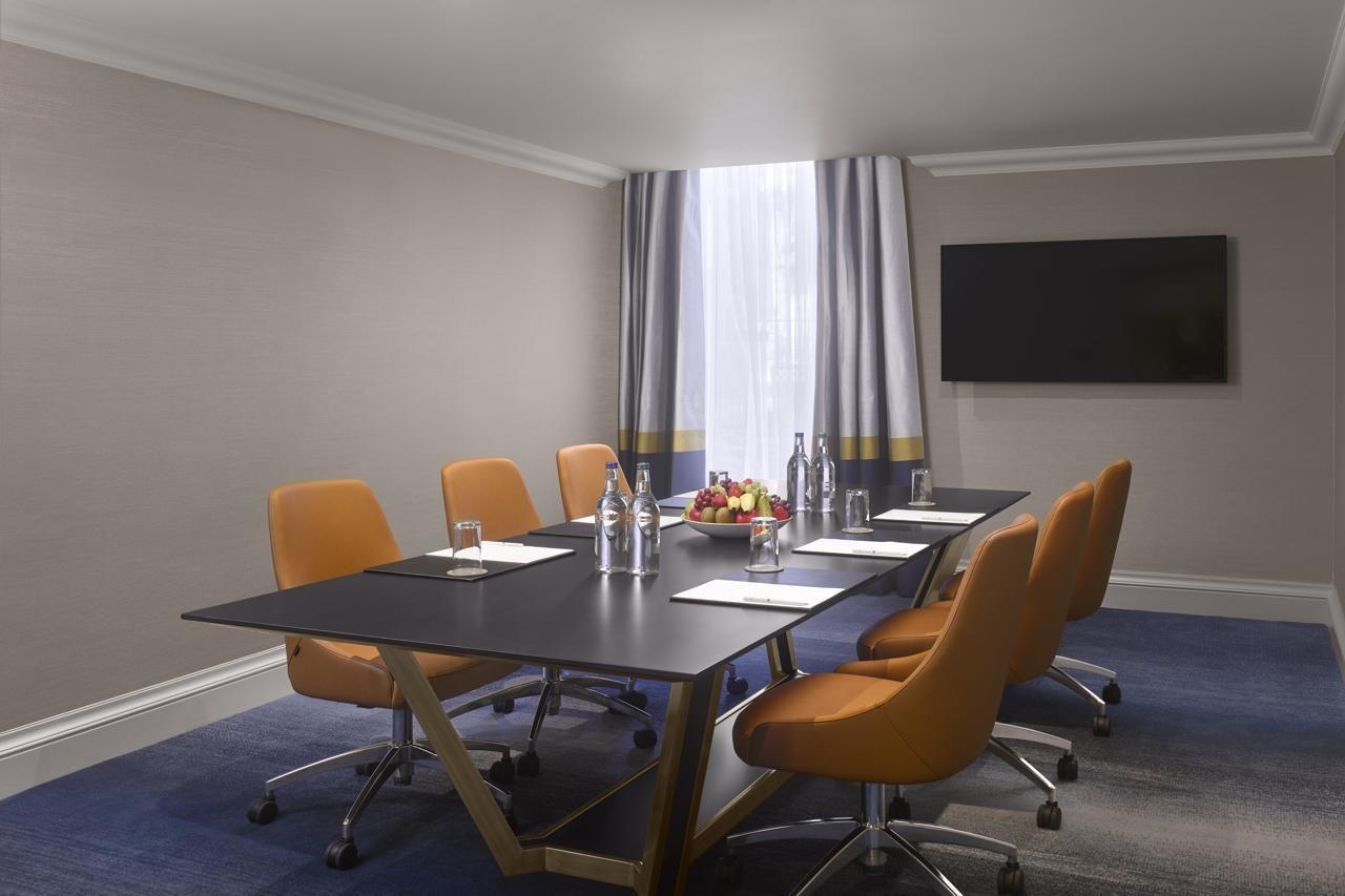 Staybridge Suites Dubai Internet City Kültér fotó